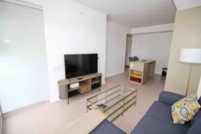 Executive Suite Entertainment District - Rom