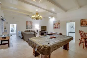 Private 3-acre Retreat w/ Game Room in Bunnell! - Intérieur