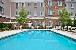 Staybridge Suites Columbus - Fort Benning by IHG - Piscine