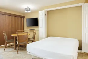 AWESOME OCEAN FRONT SEA VILLAGE RESORT CONDO DIRECT OCEAN VIEW WATER STEPS AWAY - Værelse