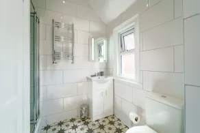 The Adelphi Aparthotel - Baño