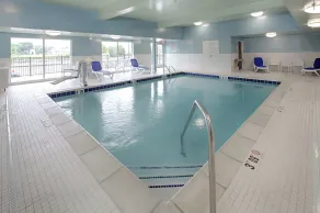 Holiday Inn Express & Suites Alpena - Downtown by IHG - Piscine