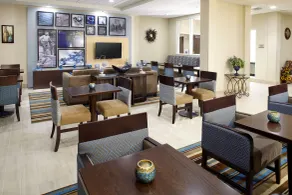 Hawthorn Suites by Wyndham Bridgeport - Restaurant
