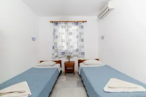 Astra Apartments - Room