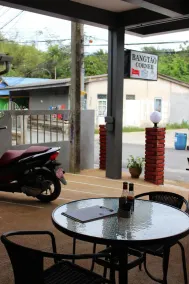 Bangtao Corner - Lobby sitting area