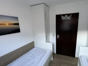 Appartamento adatto alle famiglie con terrazza, giardino e griglia | Vista sul giardino - Camera