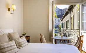 Relais de la Source - Camera
