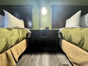 Quality Inn & Suites Alexandria - Chambre