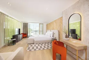 BIRGÉS HOTEL Lifestyle and View - Zimmer