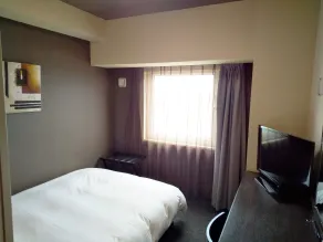 Hotel Route-Inn Gifuhashima Ekimae - Chambre
