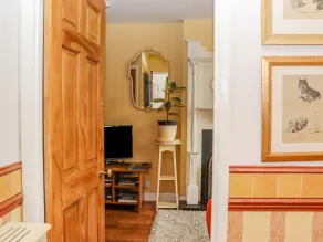 Little London - Room