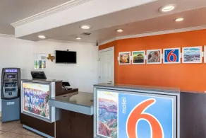 Motel 6-Georgetown, TX - Hall