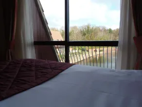 Lakeside International Hotel - Room