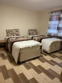 Nights Inn - Habitación