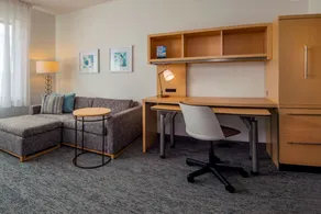 TownePlace Suites by Marriott Frederick - Room