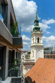 Emerald Downtown Luxury Suites by Continental Group - Vue de la chambre