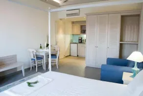 Thalassa Suites - Quarto