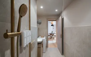 Num Suites & Lofts Athens - Salle de bain