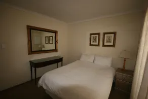 Fourways Apartments - Zimmer