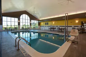 Homewood Suites by Hilton at The Waterfront - Piscine