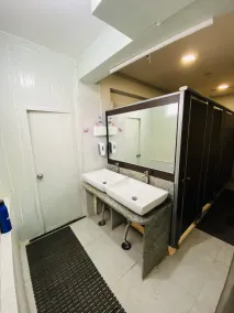 Homestay - Hostel - Bathroom