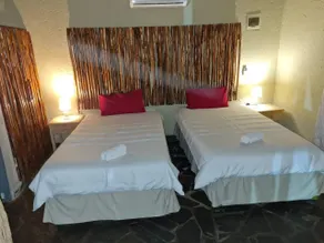 Xisakeni Lodge and Transfers - Zimmer