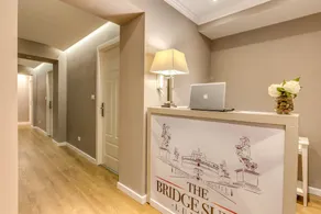 The Bridge Suites - Reception