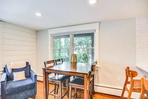 Walk to Beach: Jamestown Home w/ Bridge Views! - Interiør