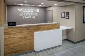 Hampton Inn Long Island / Commack - Réception