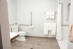 Holiday Inn Express & Suites - Halifax – Dartmouth - Bathroom