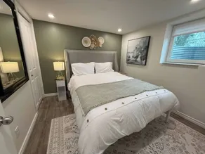 Modern 2BR Retreat w Heated Floors-Gazebo - Rum