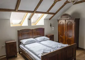 The Throne - M Museum Hotel - Room