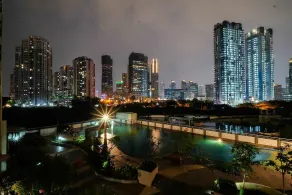 Exclusive 1BR Apartment The Wave Kuningan near Epicentrum - Ausblick vom Zimmer