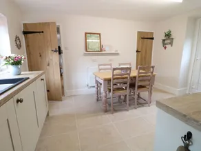 Bennett's Cottage - Interior