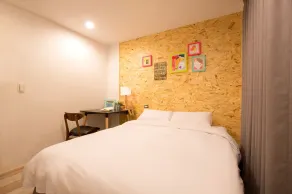 Light Hostel - Habitación
