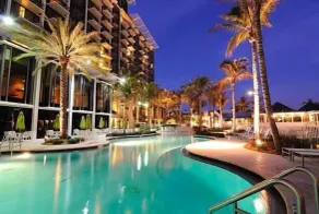 Toma Palace - Pool