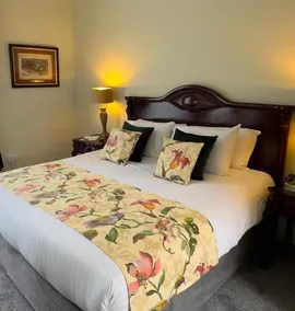 Ennismore House - Rum