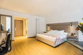 Hotel Rosales Plaza - Room