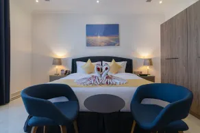 The Gate Hotel and Apartments - Room