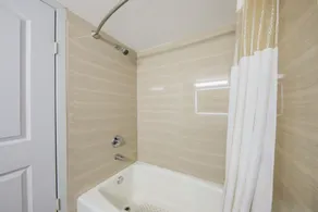 Americas Best Value Inn & Suites Brenham - Salle de bain