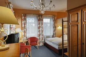 Hotel Schloss Schweinsburg - Quarto