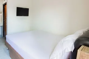 OYO 94091 Sn Guest House - Zimmer