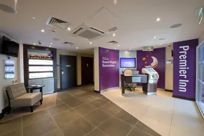 Premier Inn Buxton - Reception