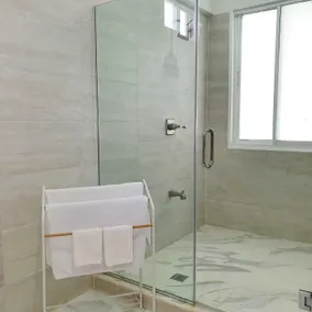 Merci Buccoo - Bathroom