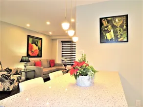 iResidence in Toronto- Vacation Home - Room