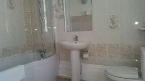 Edward Hotel - Bathroom