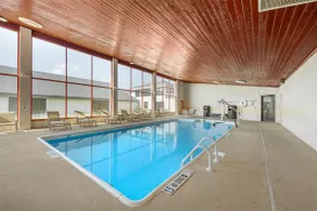 Best Western Plus York Hotel and Conference Center - Piscine