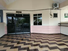 Homestay Segamat - Villa Seri Intan - Room