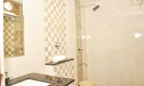 Hotel Tamizh Park - Bathroom