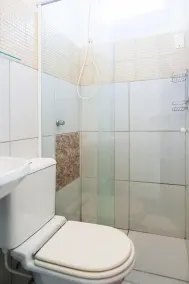Porto das Palmeiras Hostel - Bathroom